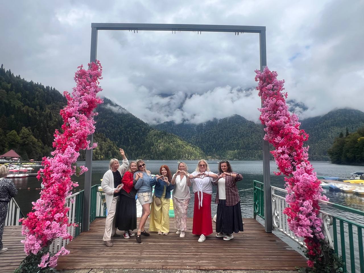 Йога на берегу моря